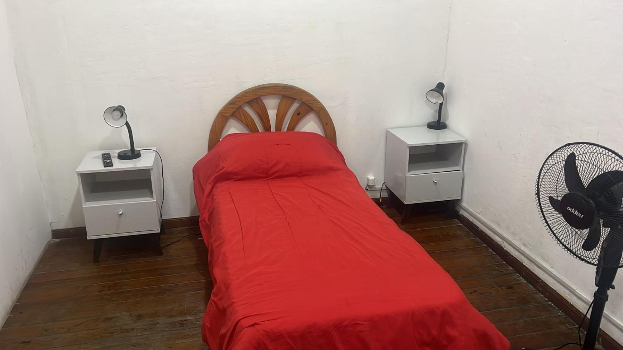 Montevideo Port Hostel Room photo