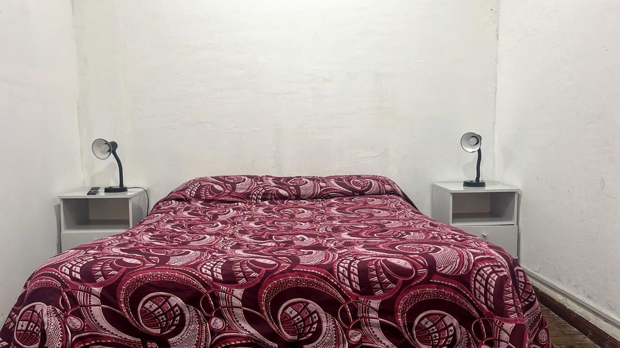 Montevideo Port Hostel Room photo